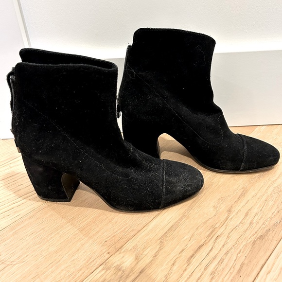 Black suede booties size 36 1/2 - Picture 4 of 4